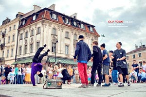 巴萨险胜晋级，豪取欧冠四强席位